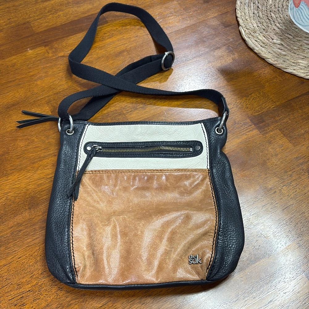 THE SAK PURSE